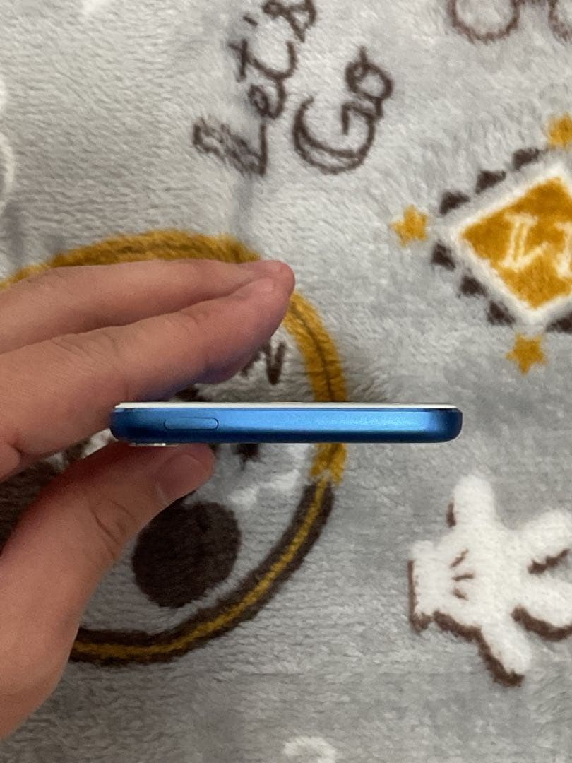 ipod touch 第7世代 ブルー　32GB ケース付き
