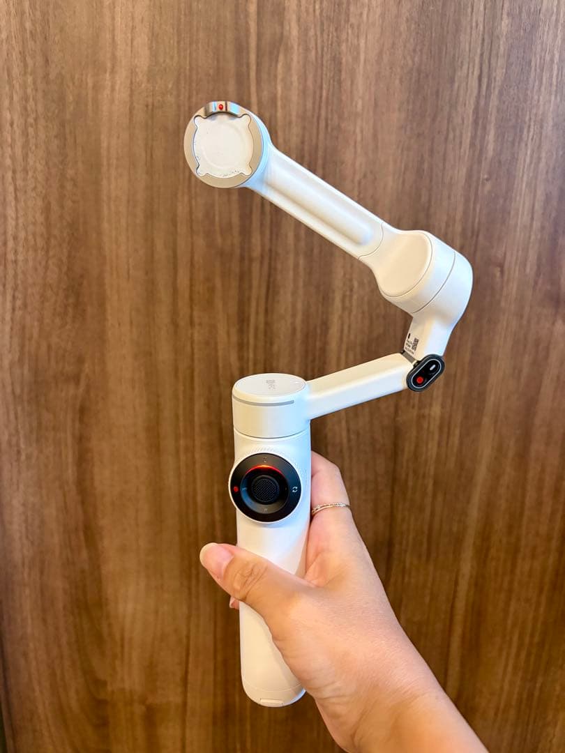 【美品】Insta360 Flow 2 Pro スマホジンバル megsafe付