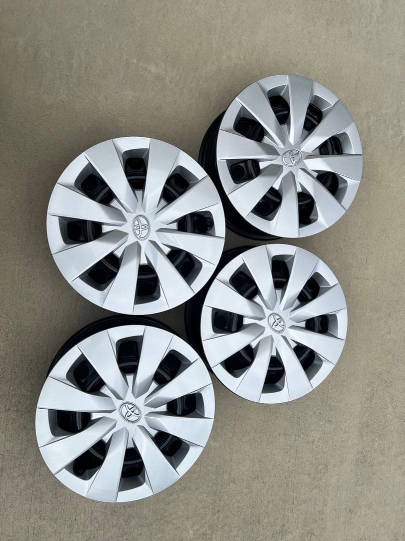 う*ん様 カローラツーリング新車外し　15インチ スポークデザイン ホイール4本