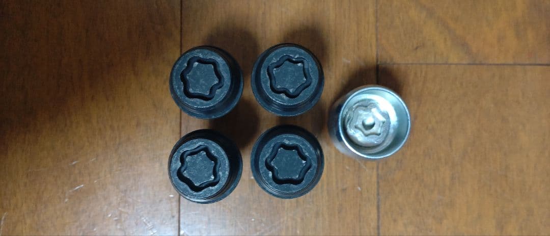 ホイールロックボルト【トヨタ純正】