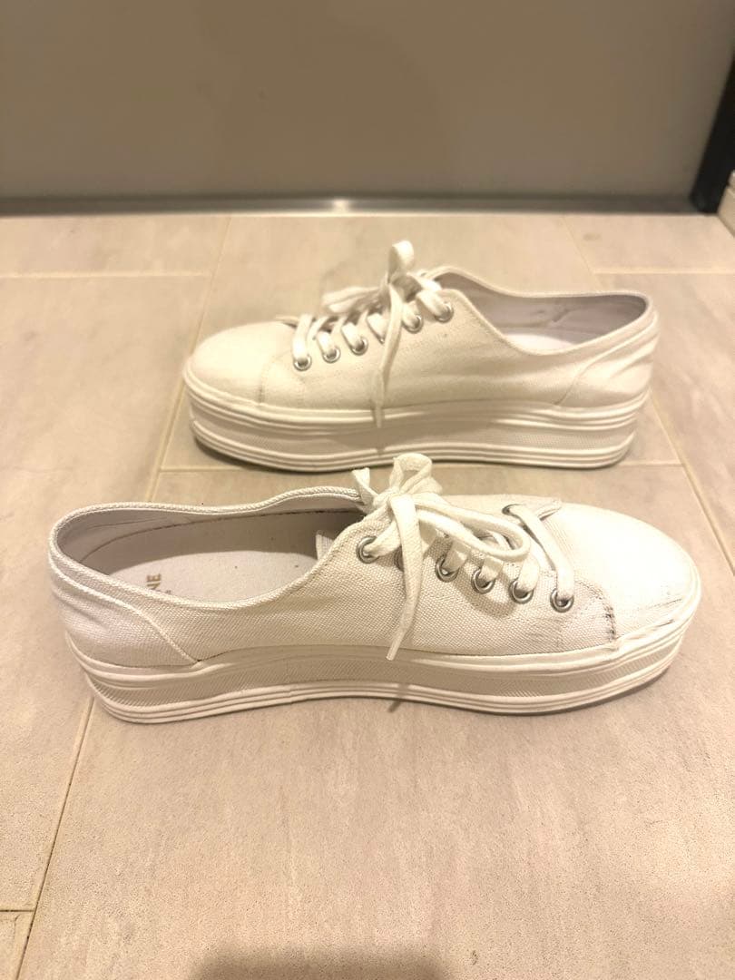 CELINE ホワイト スニーカー