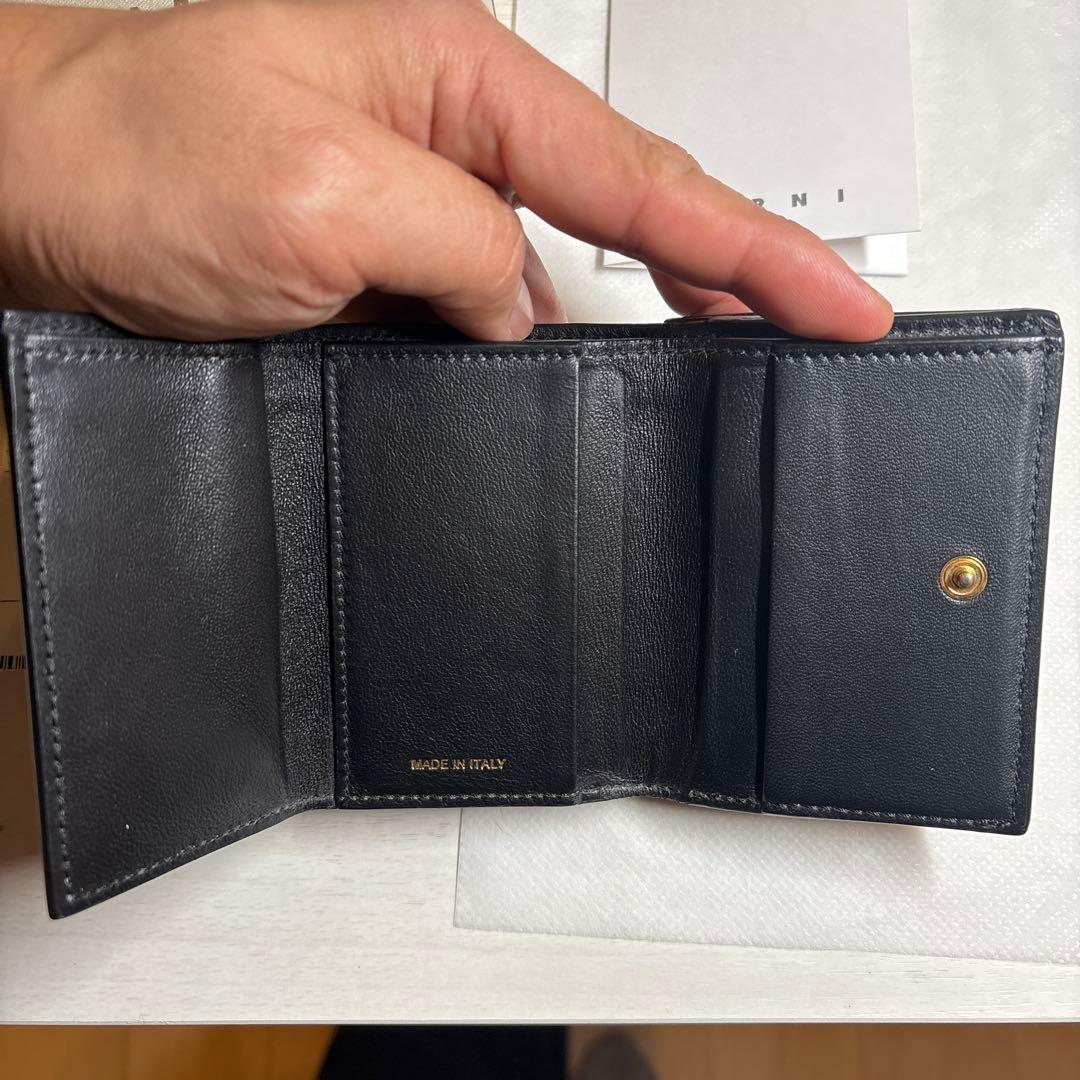 【美品】MARNI /マルニ/marni　トリフォールドウォレット