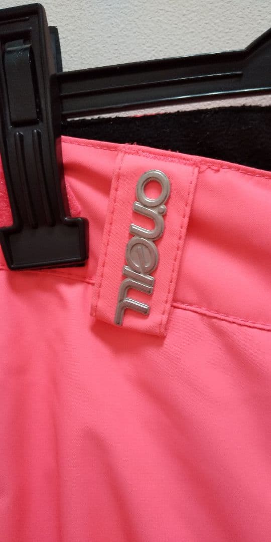 29 値下げ‼️ONEILLスキーウェア上下ベルトの3点セット ゴーグルオマケ✨