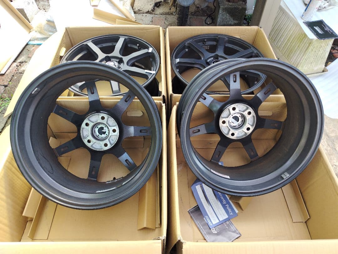 【yoshiyoshiさま専用】RAYS HOMURA HP07 18インチ