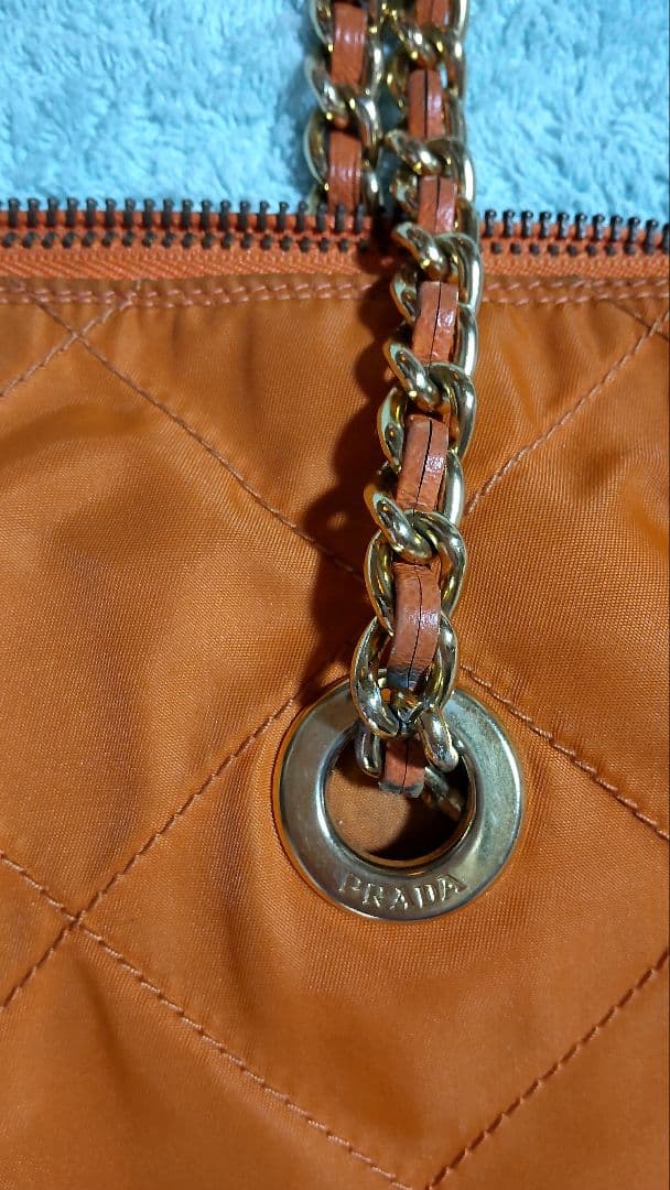 PRADA プラダ ショルダーバッグ オレンジ