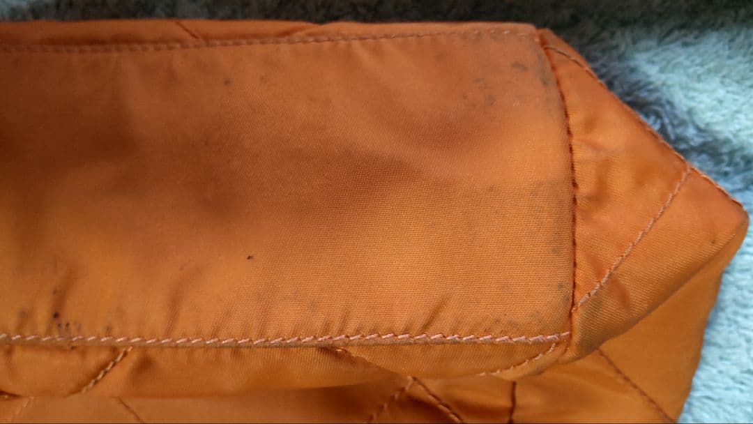 PRADA プラダ ショルダーバッグ オレンジ