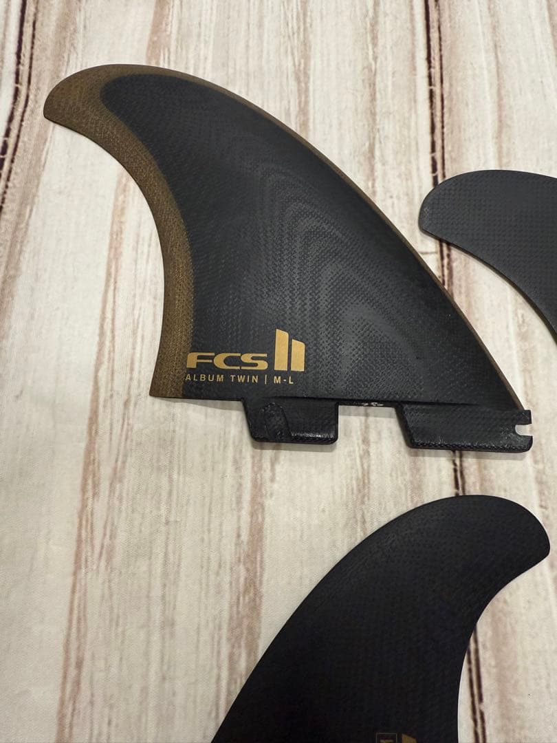 【美品】　ALBUM SURFBOARDインサニティ　フィン付き