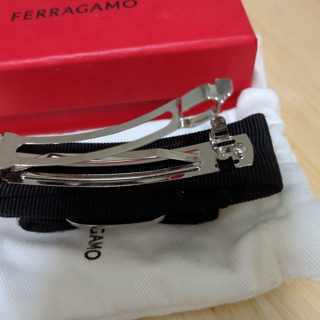 美品　FERRAGAMO フェラガモ　ビジュー装飾 ヘアピン　バレッタ