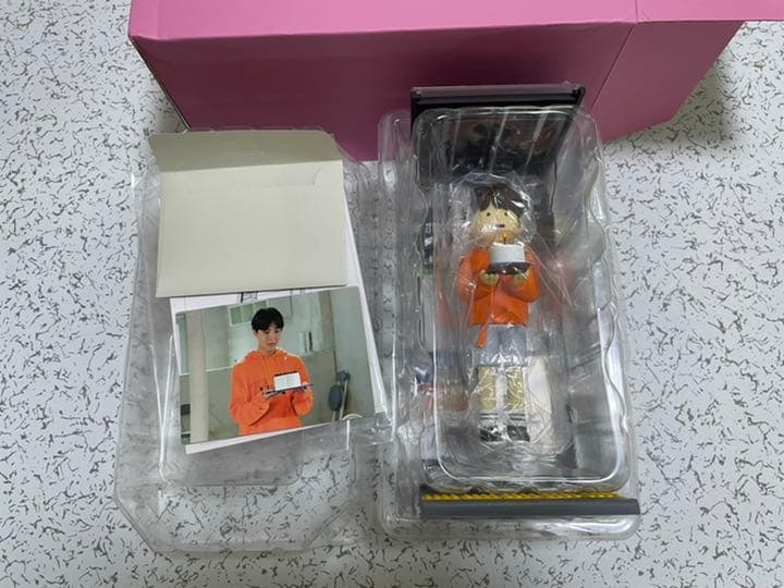 BTS　防弾少年団　ART TOY　フィギュア、トレカセット　j-jope