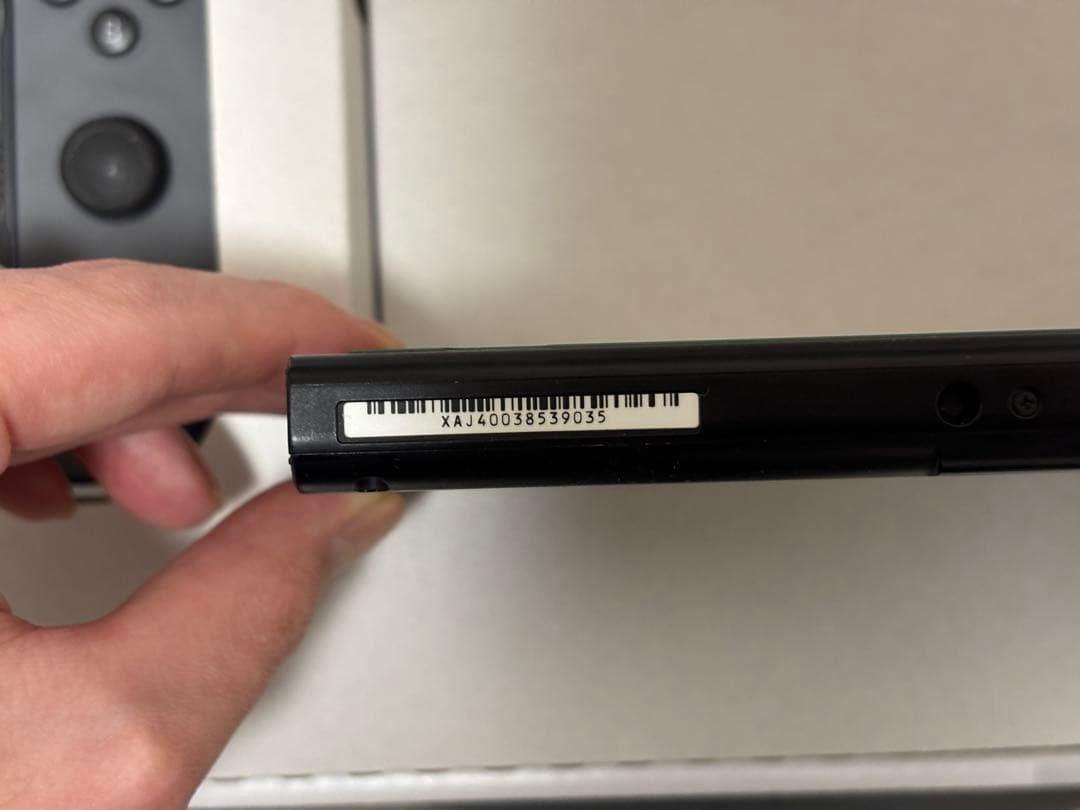 (初期型) Nintendo Switch 本体 ※右Joy-Con接触悪