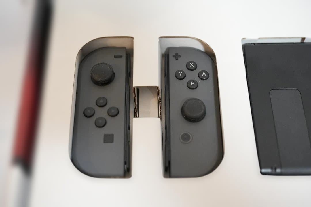 (初期型) Nintendo Switch 本体 ※右Joy-Con接触悪