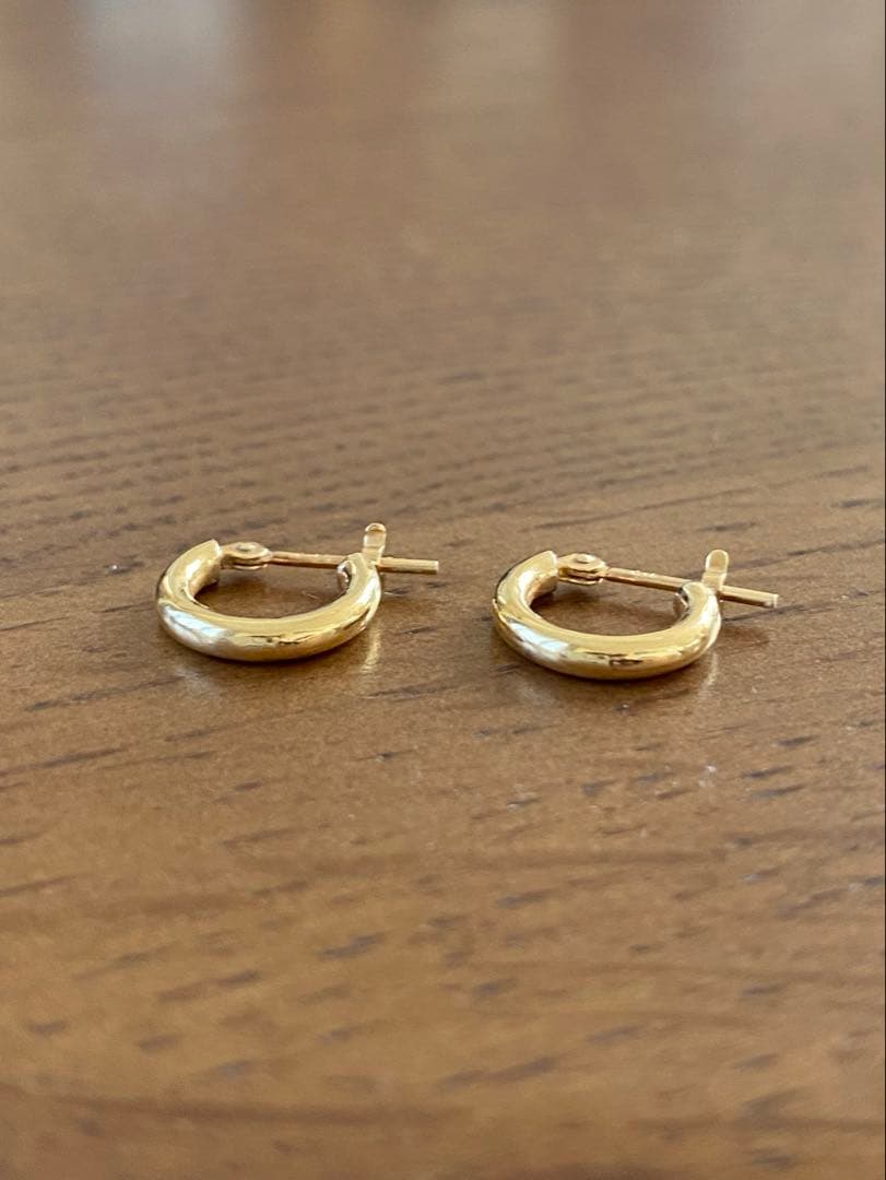 K18フープピアス