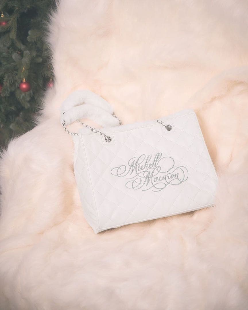 ミシェルマカロン　キルティング刺繍トートバッグ　 ホワイト　ノベルティ