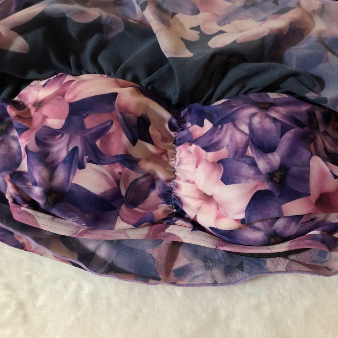 radyリゾフラビキニ　水着