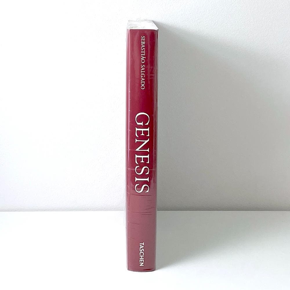 新品未開封 絶版本 セバスチャン・サルガド 写真集 GENESIS