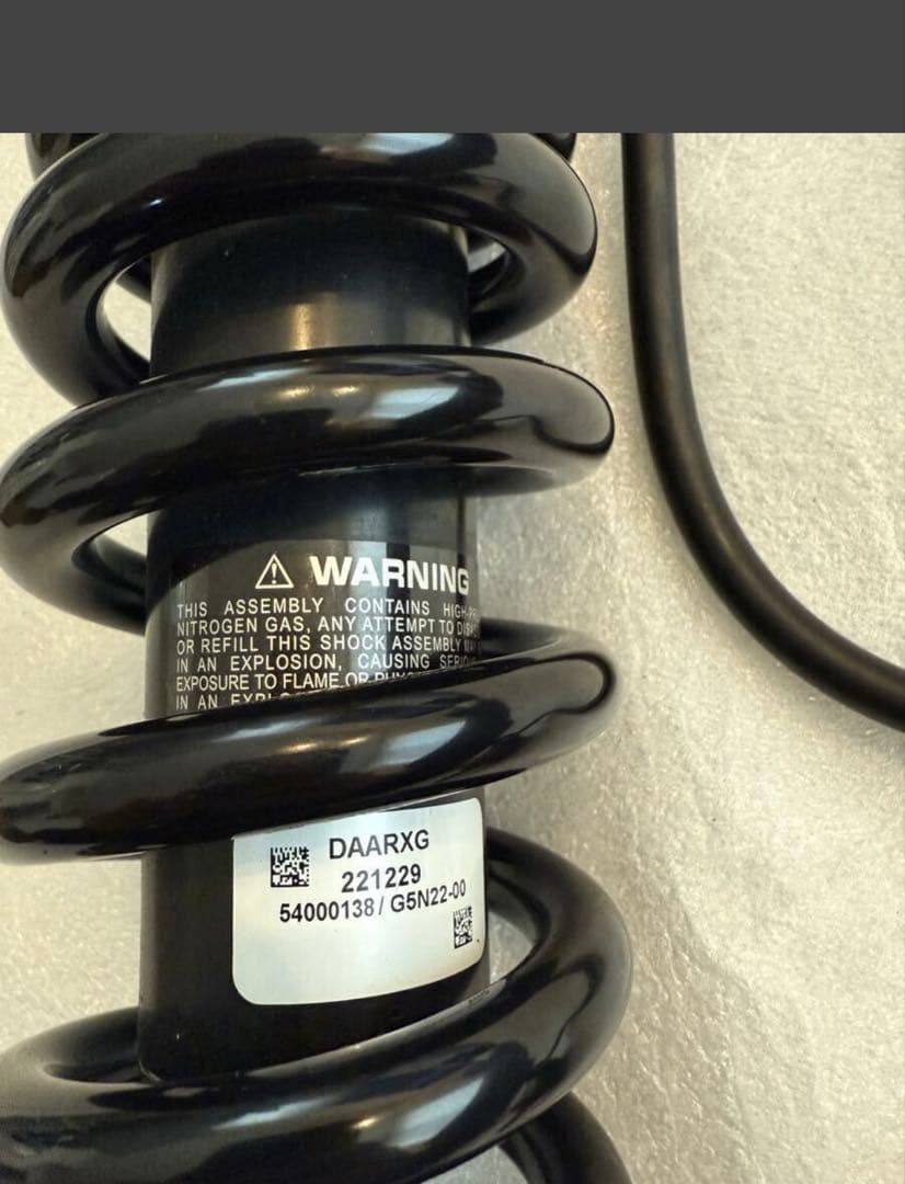 KODLIN ロワリングキット　FXLRS 新車外しM8ソフテイル リアサス