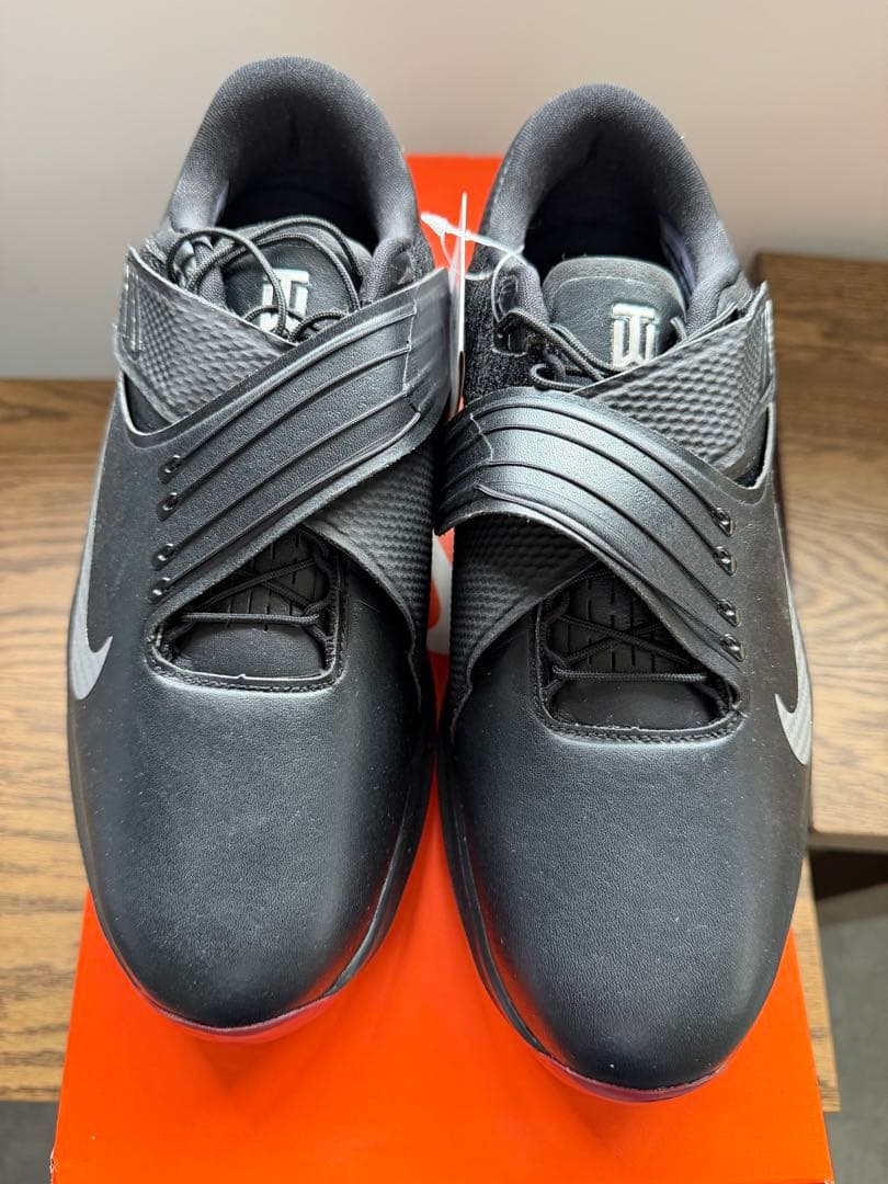 NIKE ゴルフシューズ　TW17