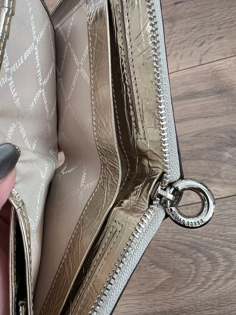 PELLE BORSA L字ファスナー　ミニ財布