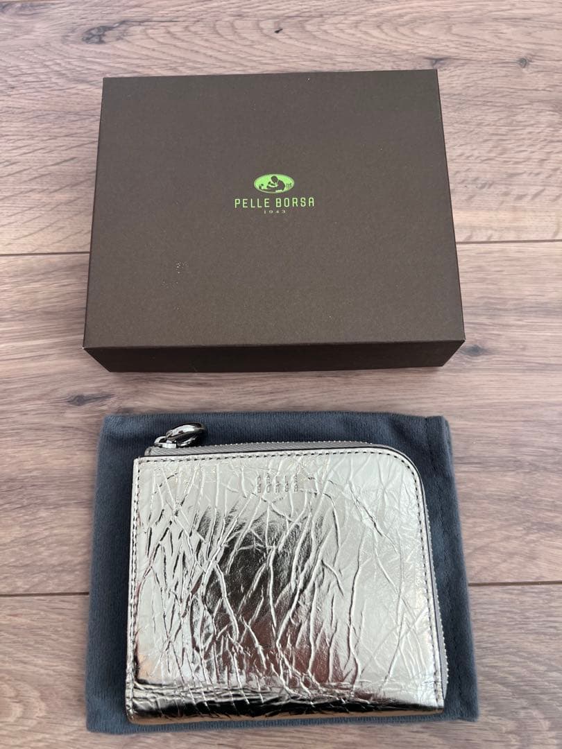 PELLE BORSA L字ファスナー　ミニ財布
