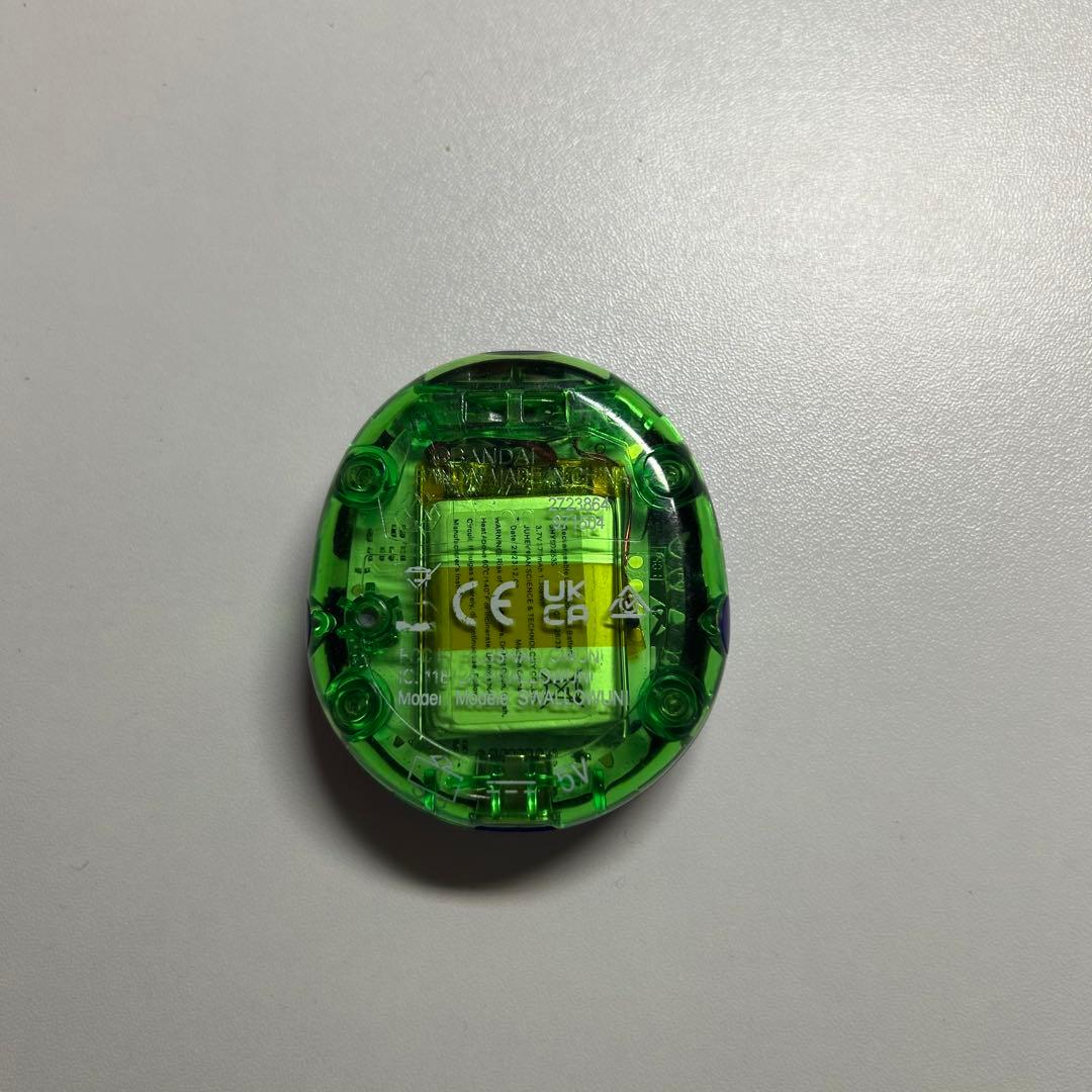 たまごっちユニ Tamagotchi Uni 本体　モンスターカーニバル