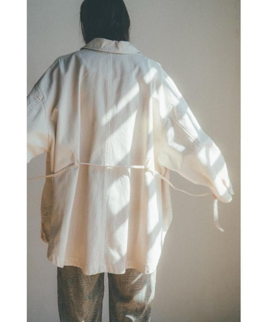 CLANE バックスクイーズデニムジャケット ホワイト　クラネ　gジャン　洗える