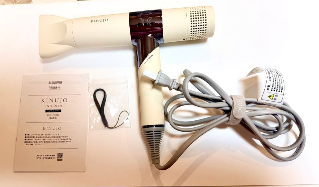 か*ん様 【美品】KINUJO ヘアドライヤー　KH301　絹女