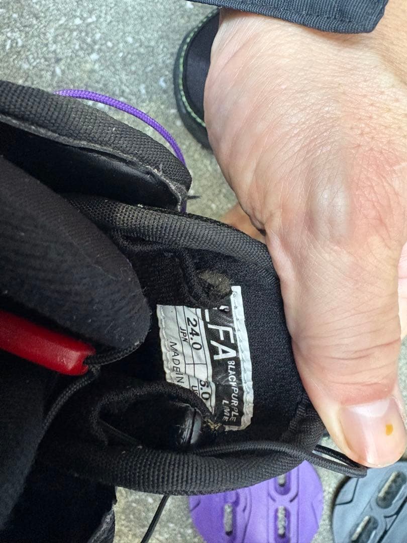 スノーボードセット（ボード、ブーツ、バインディング）