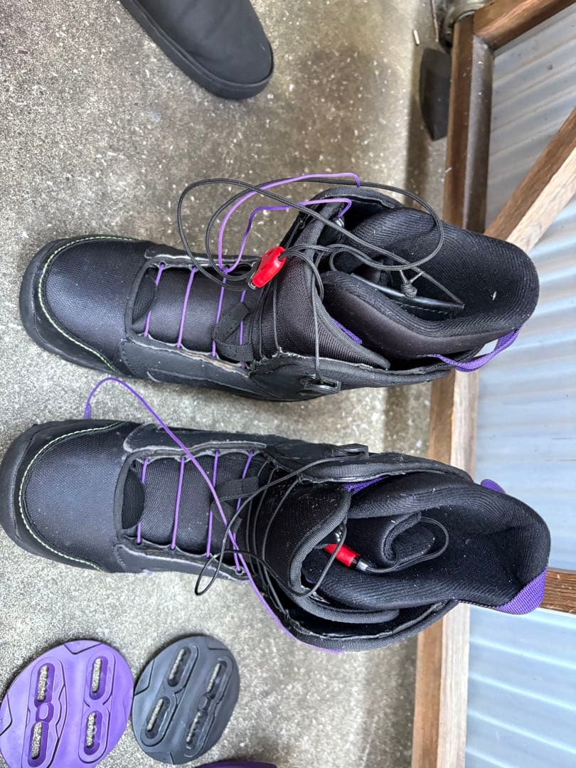 スノーボードセット（ボード、ブーツ、バインディング）