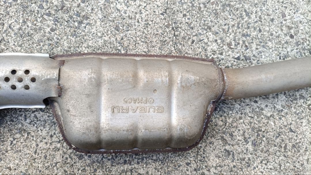 【ジャンク】BH BEレガシィマフラー 触媒