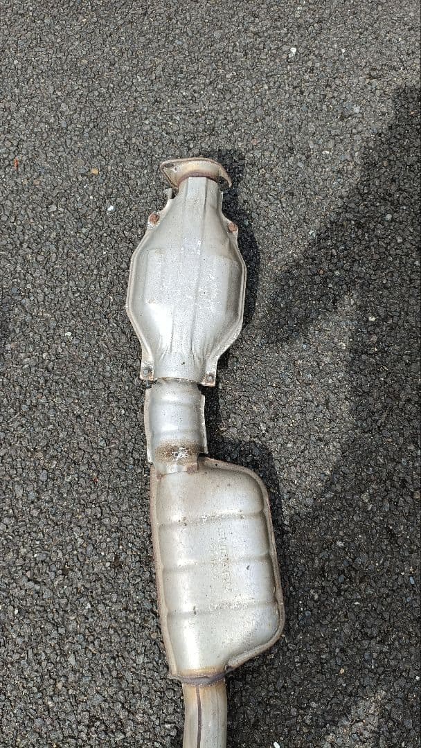 【ジャンク】BH BEレガシィマフラー 触媒