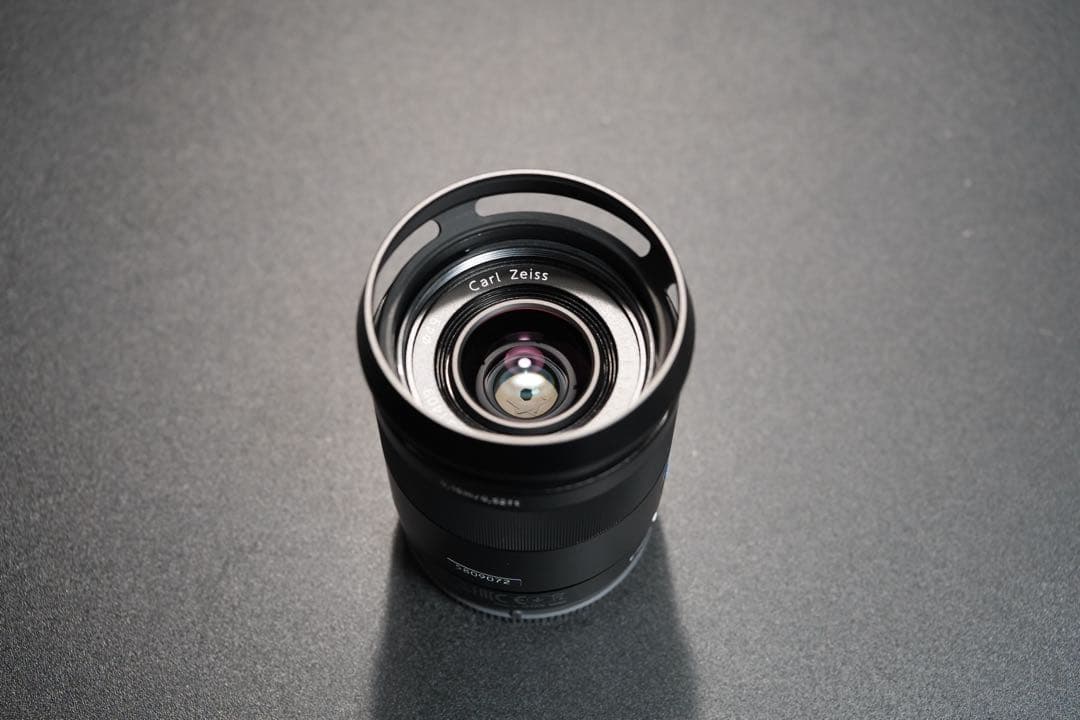 【美品】 Sonnar T* 24mm F1.8 ZA ＋ LHP-1