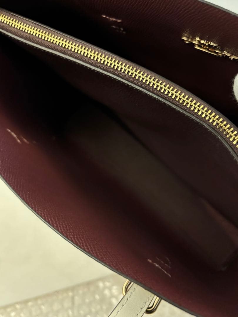 COACH モリー トート C4250 ショルダーバッグ シグネチャーレザー