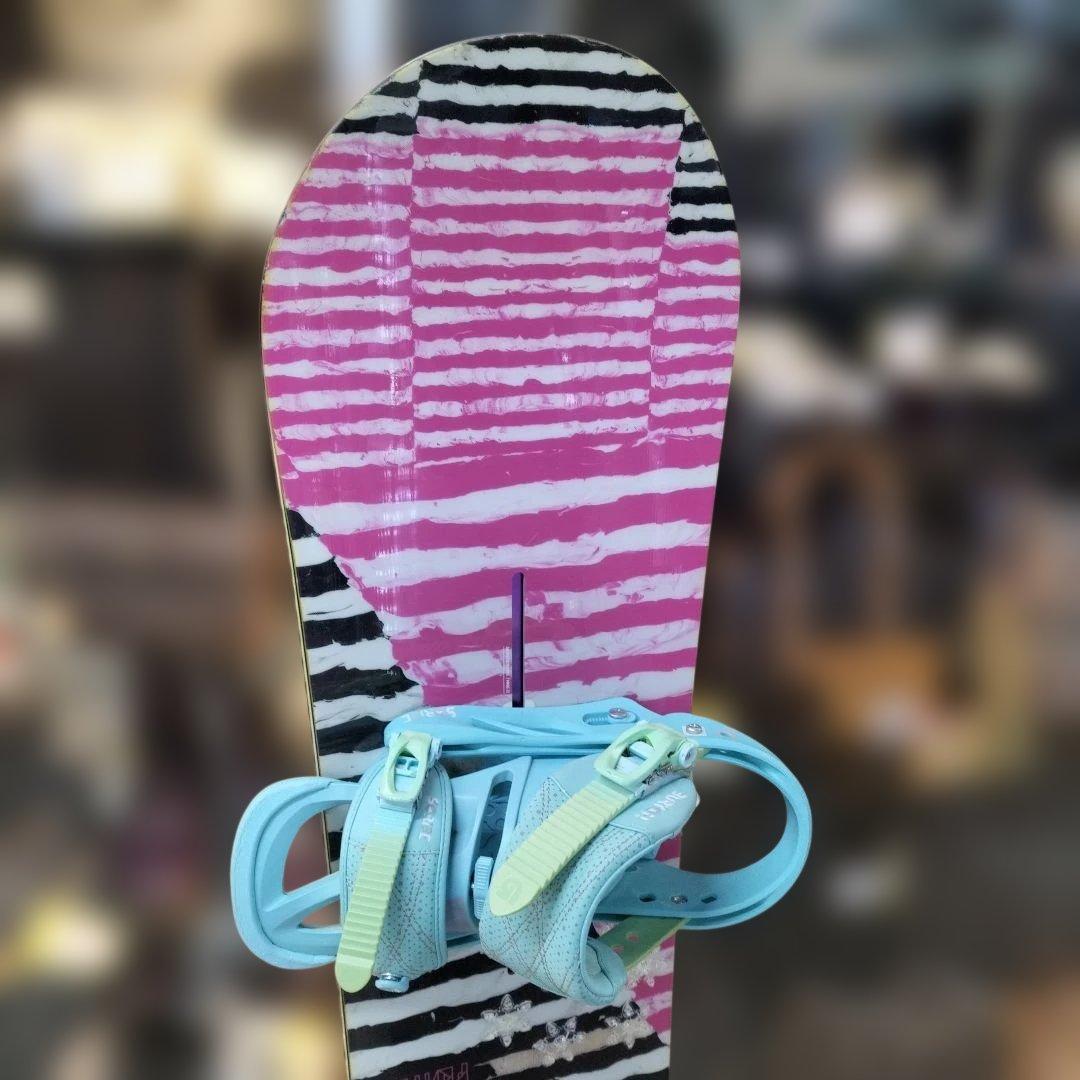 Nex226 スノーボード ストライプデザイン