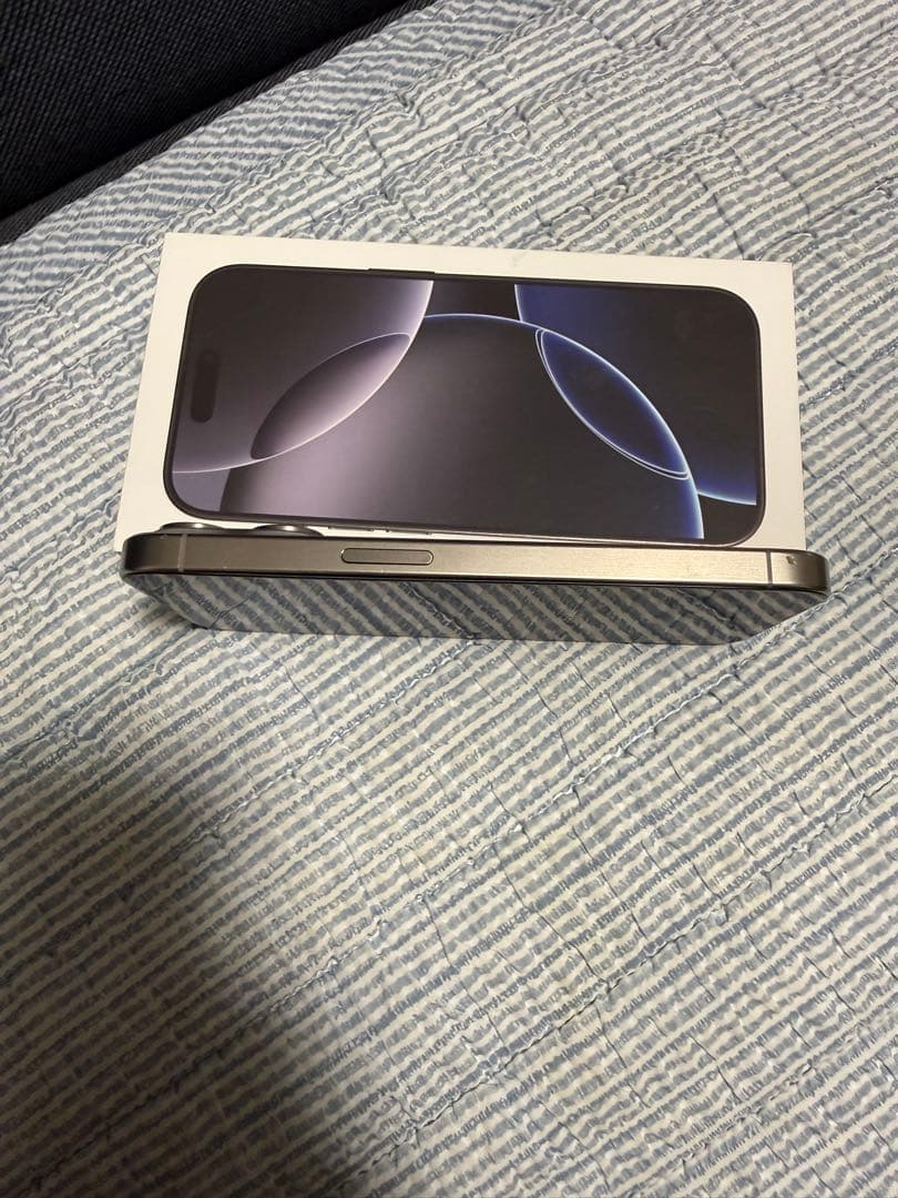 N*t様 [難あり]IPhone 15 Pro 512GB ナチュラル SIMフ