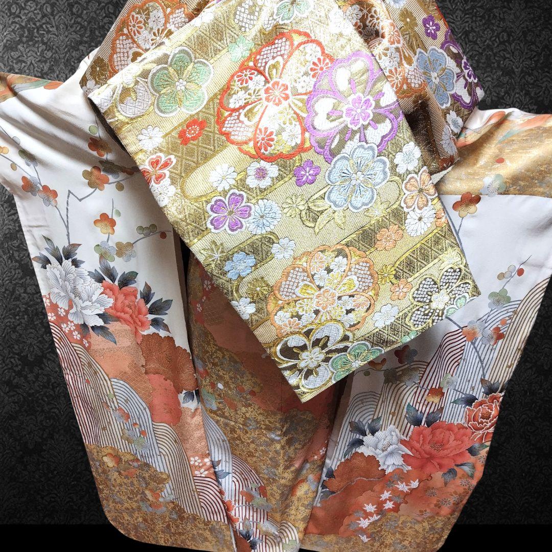 振袖フルセット(7点)・成人式・金銀彩加工・くすみ・白・古典柄・大輪牡丹