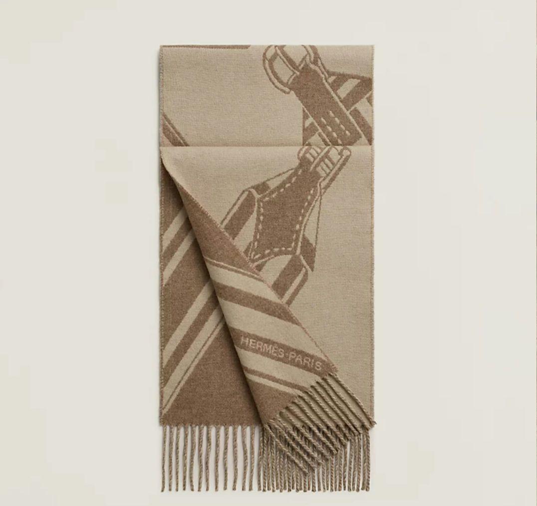 新品未使用　エルメスカシミヤマフラー HERMES　正規品　伊勢丹新宿店購入