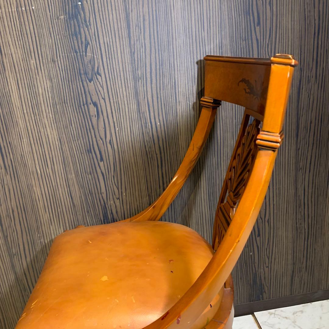 イタリア　アンティークチェア　④