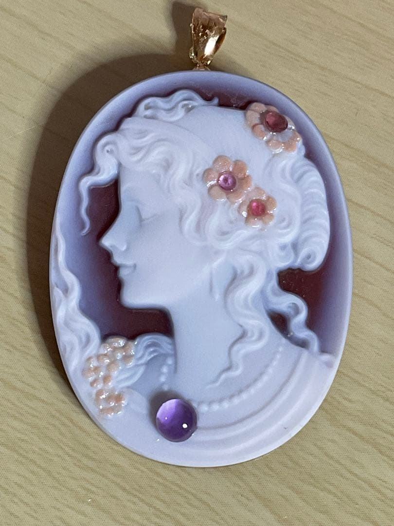 K18金天然石レッド瑪瑙カメオペンダント　トルマリン& アメジスト付き