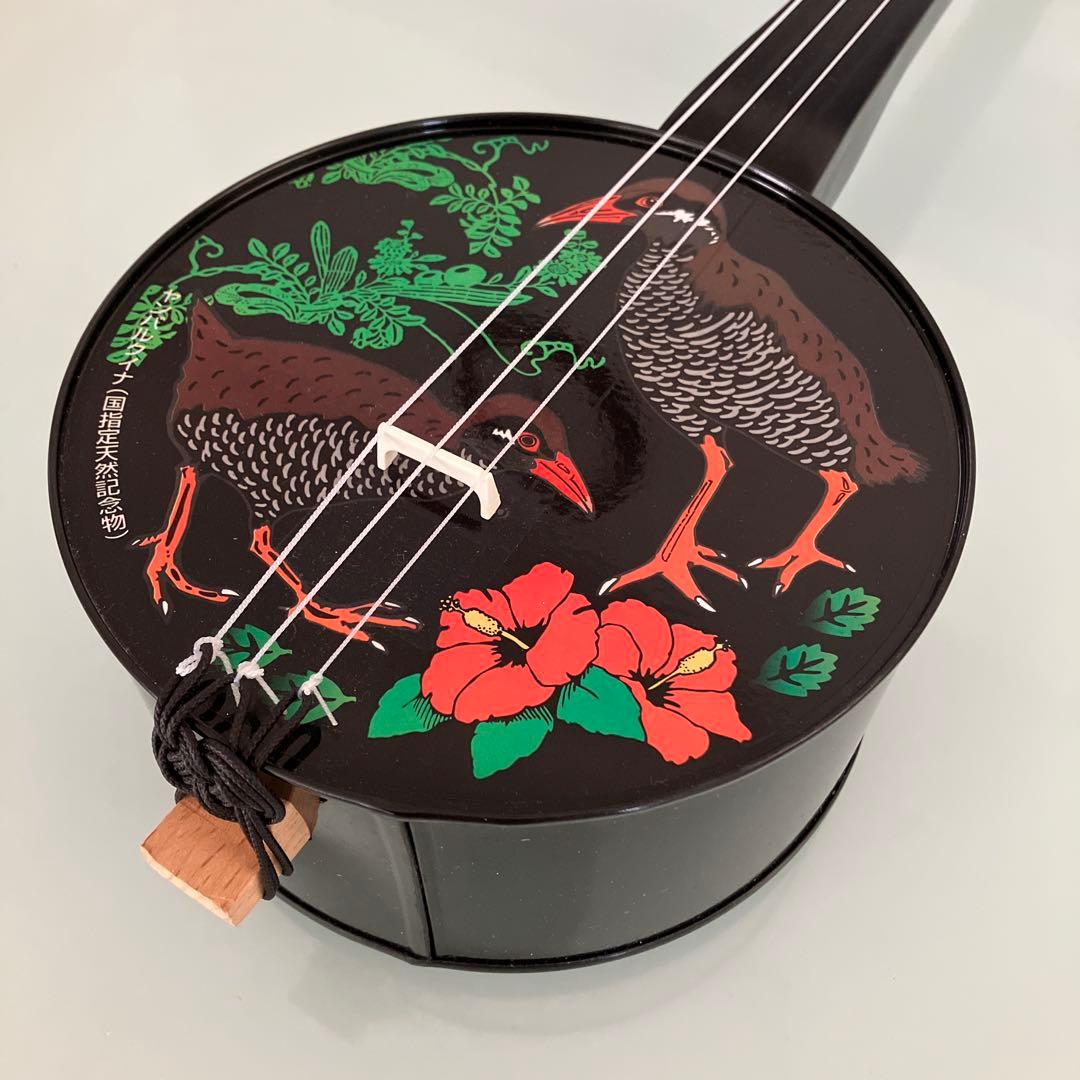 【未使用】カンカン三線　カンカラ三線　ヤンバルクイナとハイビスカス柄　沖縄