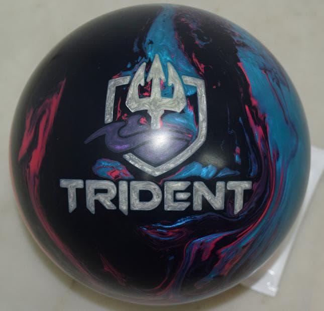 MOTIV/モーティブ TRIDENT/トライデント ボウリングボール 15P