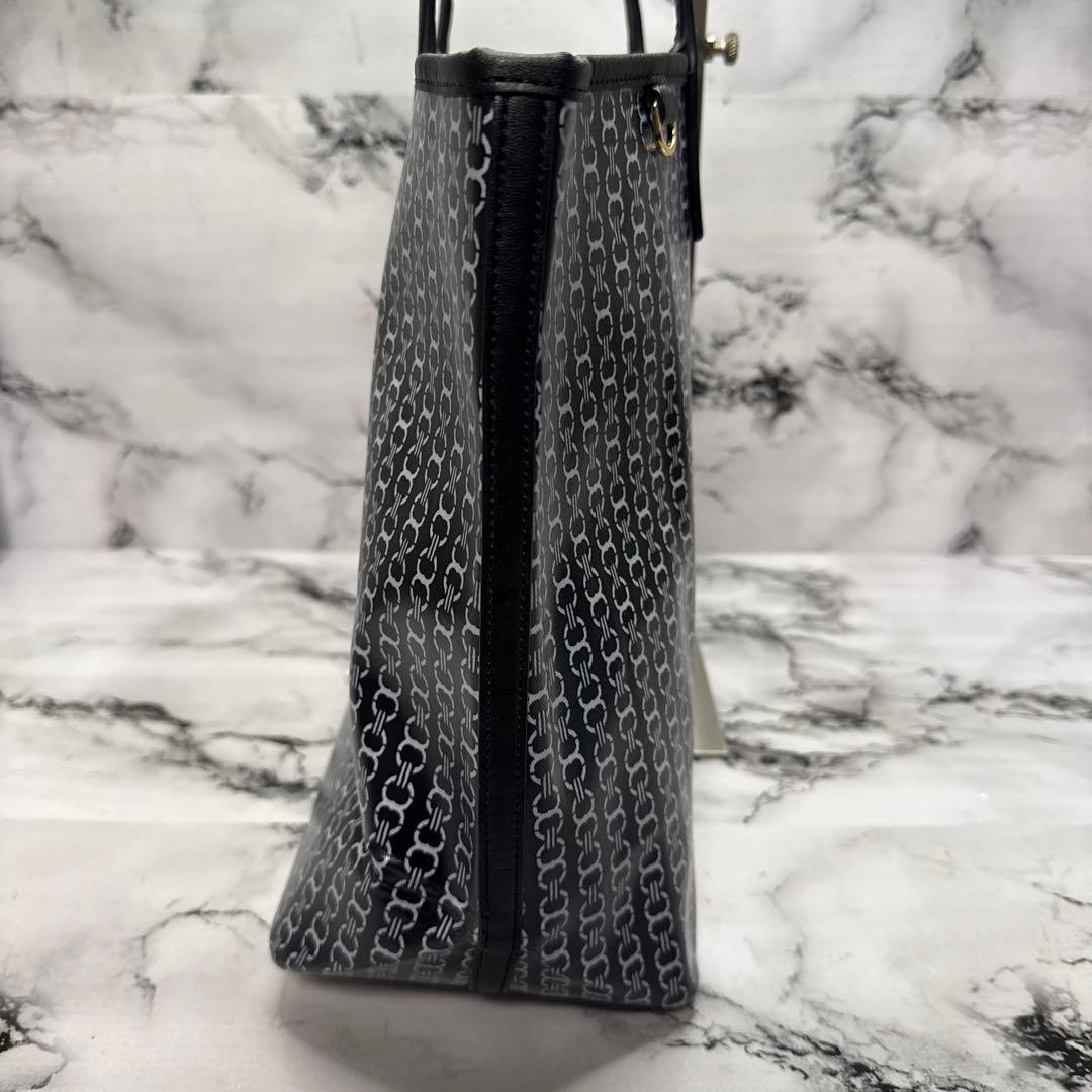 (美品)大人気、トリーバーチ、トートバッグ、大容量、A-4可、PVC地、人気色