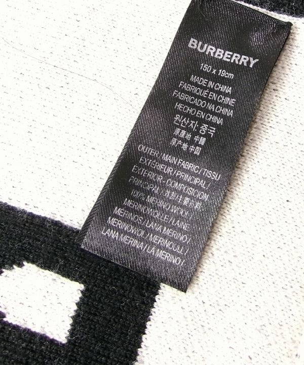 BURBERRY LONDON ロゴフリンジマフラー
