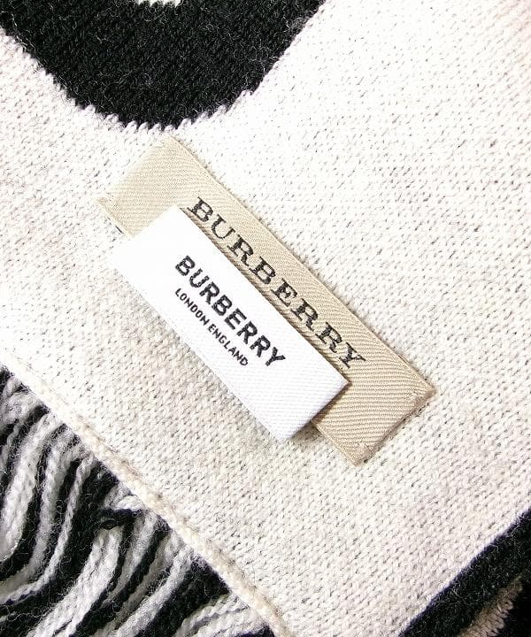 BURBERRY LONDON ロゴフリンジマフラー