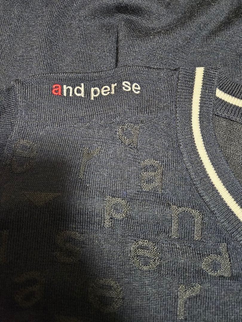 【and per se】アンパスィ Vネックニットセーター メンズゴルフウェア