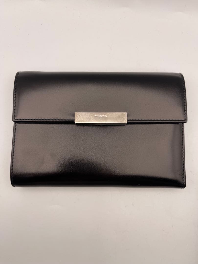 PRADA ブラックレザー 箱付き 未使用品 財布