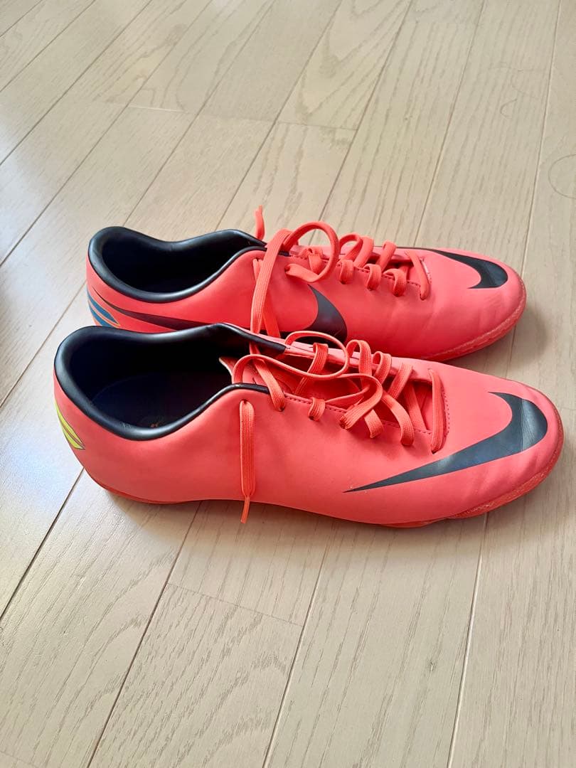 ナイキ マーキュリアル ビクトリー III IC(オレンジ) 25.0cm