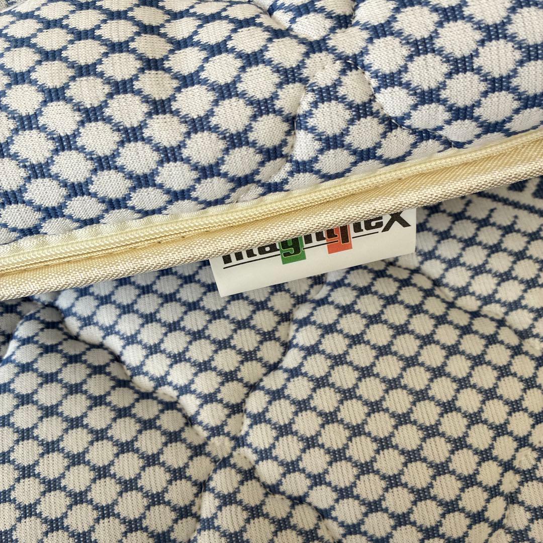 美品　マニフレックス　イタリアンフトンII ブルー