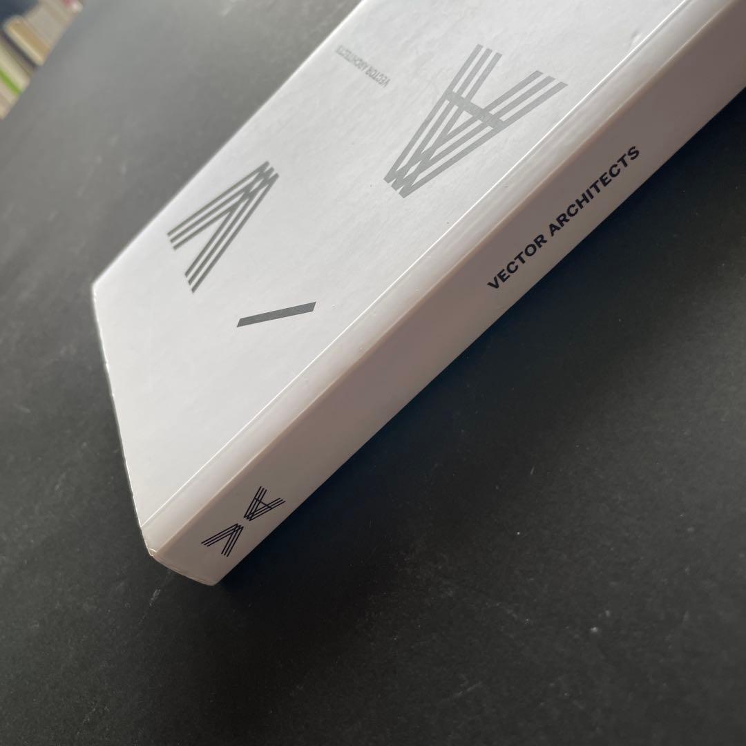 アート・デザイン・音楽 Vector architects italiana e inglese