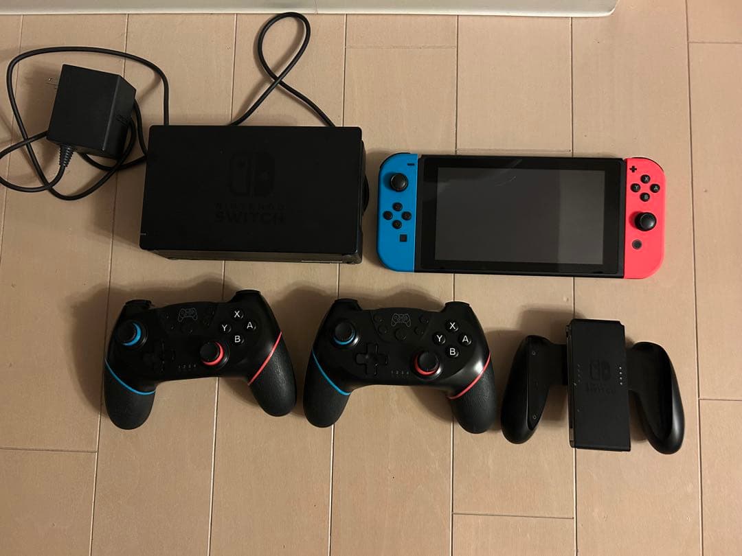 美品！Nintendo Switch 本体 ネオン／コントローラ2個セット