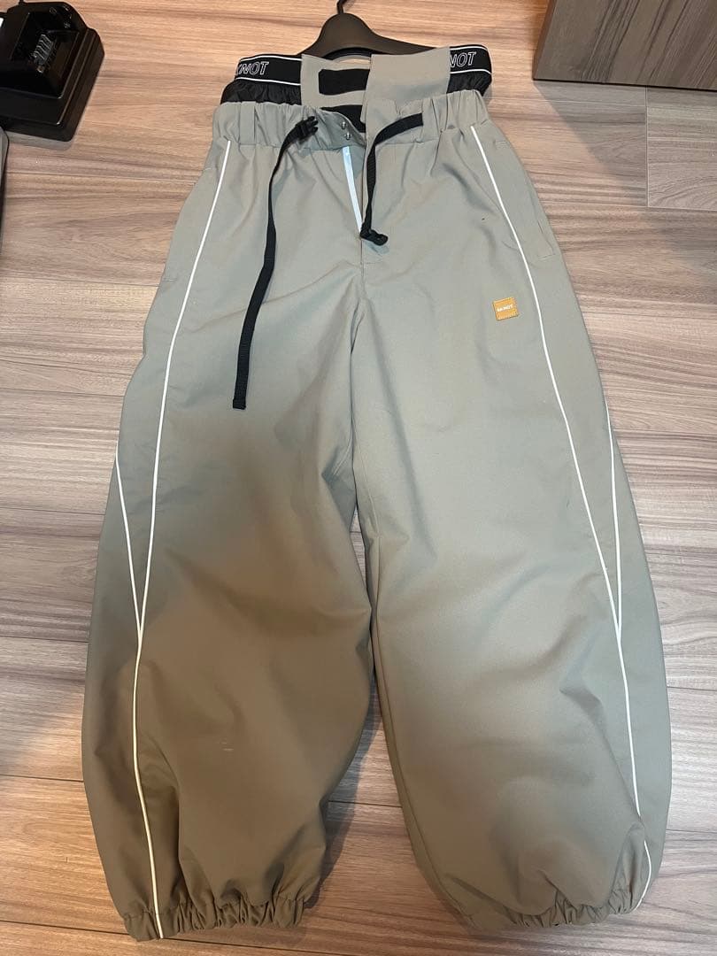 6KNOT シックスノット スノーボードウェア 上下セット